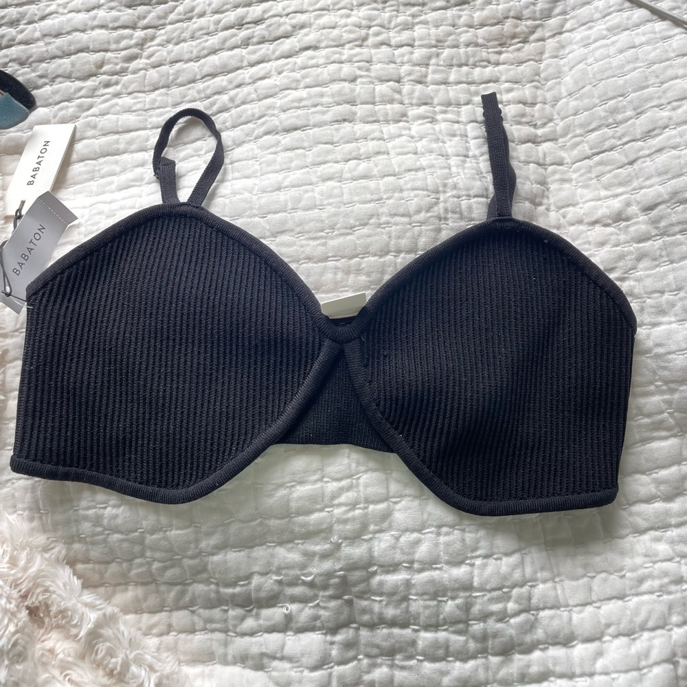 Aritzia Babaton sculpt knit bra top in black